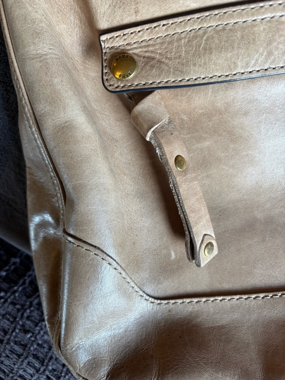 Frye Melissa Zip Hobo Bag, Large, Tan, Genuine Leather, Slouchy Shoulder Bag - Picture 4 of 14